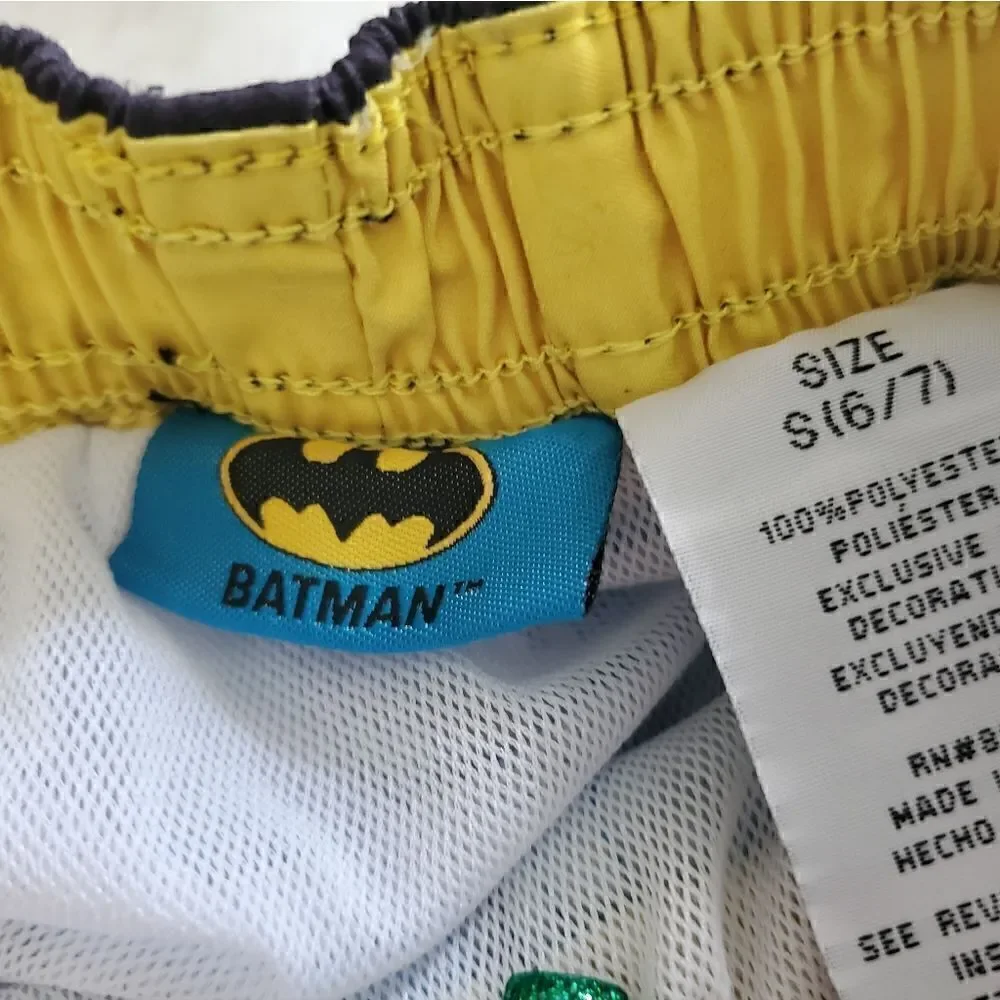 Boy's Batman Swim Trunks Size Small